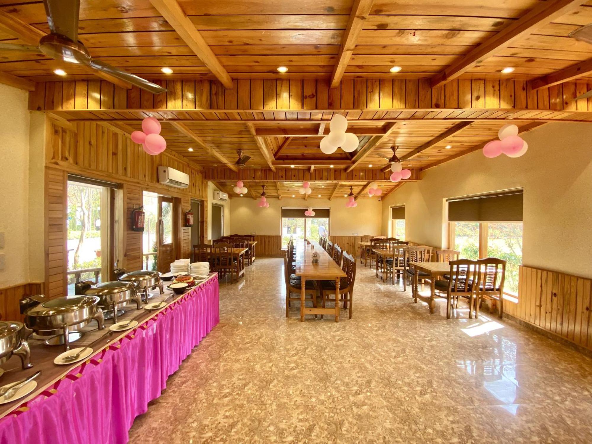 Corbett Bungalow , Jim Corbett Rāmnagar Exteriör bild